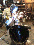 Hand_WeldingUpTheSeams